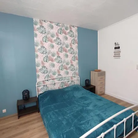 Lilas, Saint Antoine, Orcival, Entre Sancy Et Volcans. شقة